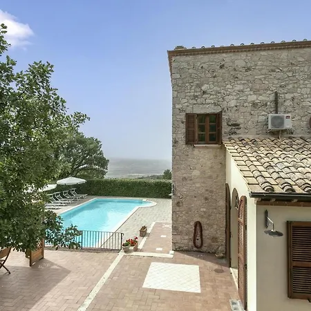 Dom wakacyjny Mandrie Guardea